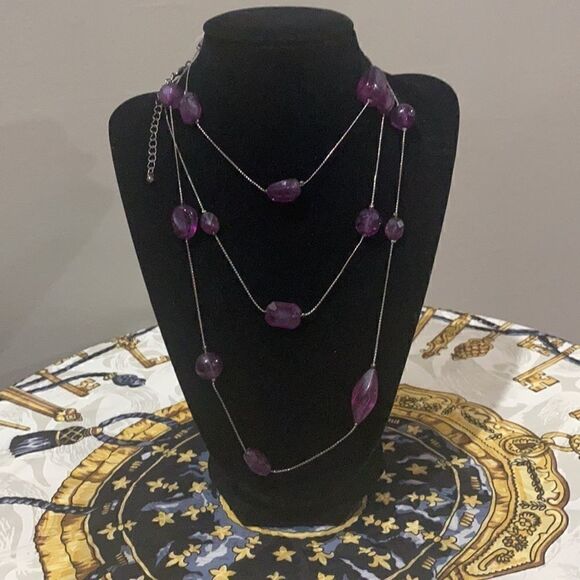 Vintage- long wrap necklace. Can be wrapped several times or worn long. - Picture 1 of 4
